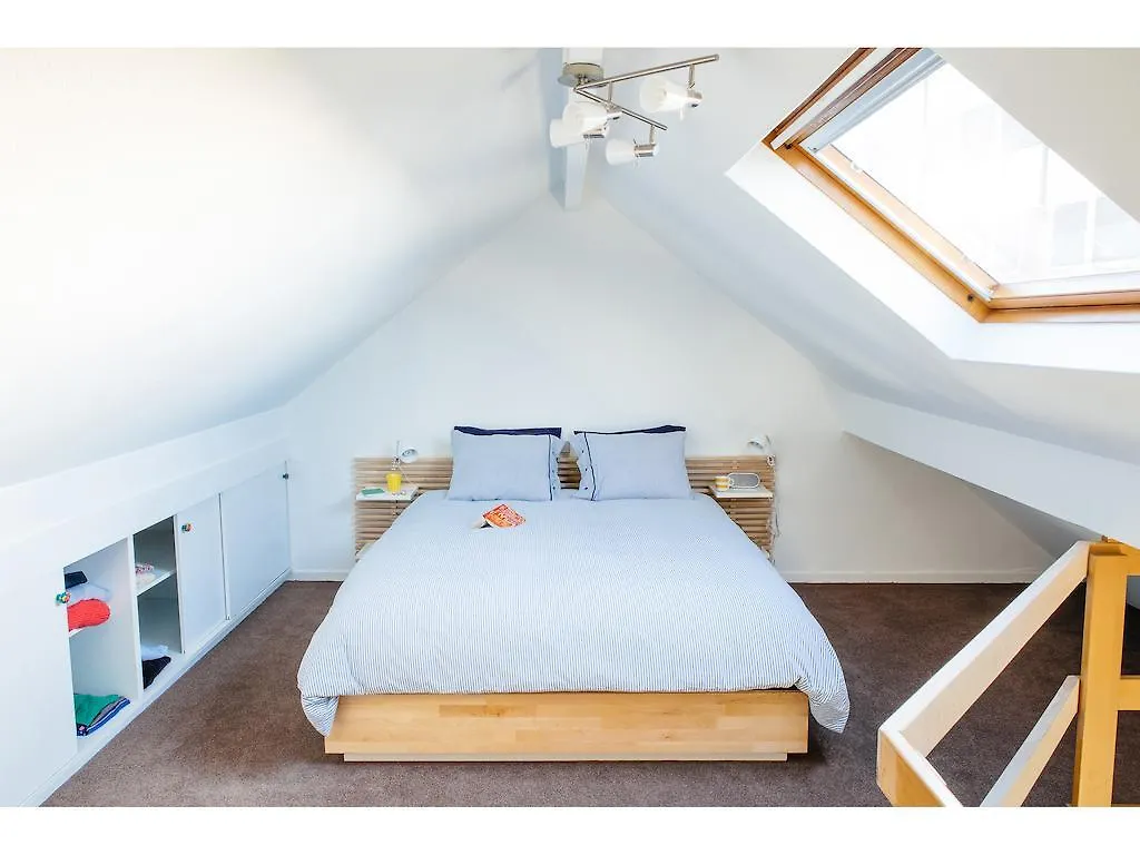 Etterbeek B&B Place Jourdan 3*, בריסל בלגיה